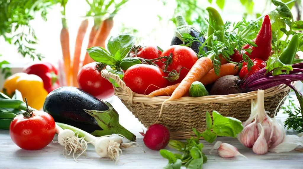 غذاهای ممنوعه در خام خواری